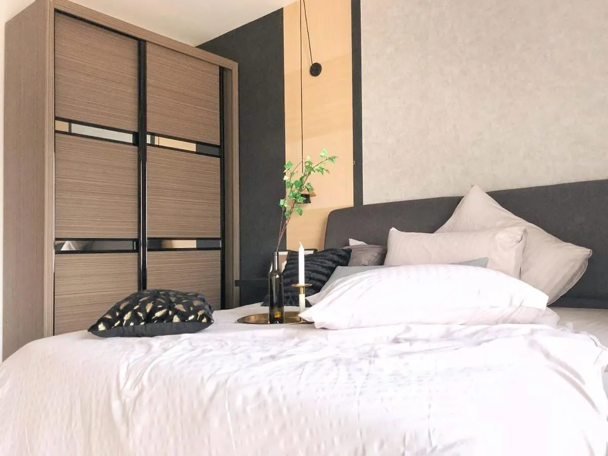 Stylish & Cozy Stay At Suasana Suites Jb 11 ジョホールバル アパート
